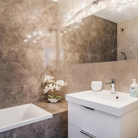 Apartament Lorenzo * 格丁尼亚